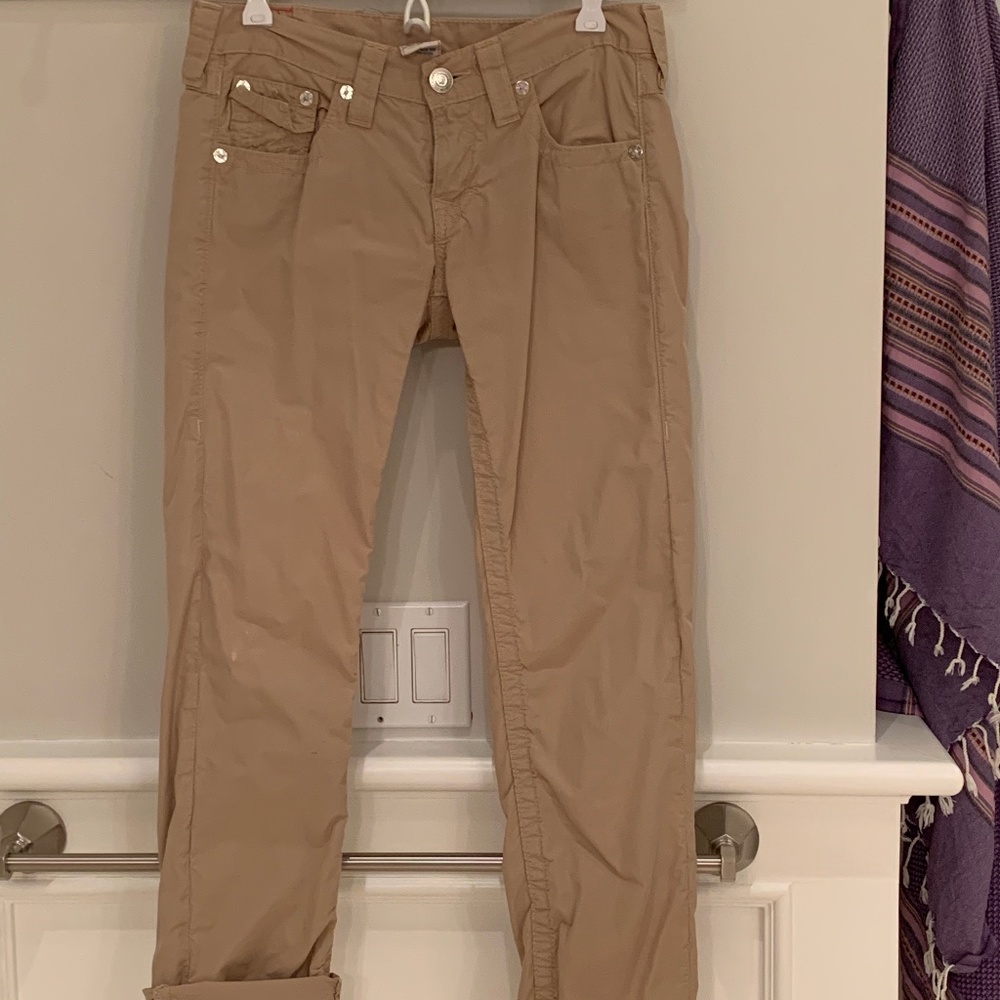 True Religion tan cotton cropped pants